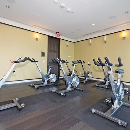 Planurstay Brillant 2Br & 2Bth - 300 Front Street West Toronto Bagian luar foto