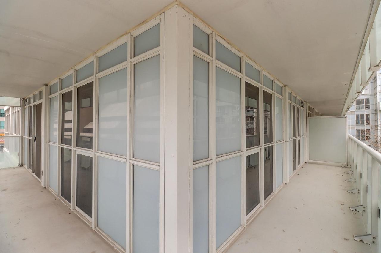 Planurstay Brillant 2Br & 2Bth - 300 Front Street West Toronto Bagian luar foto