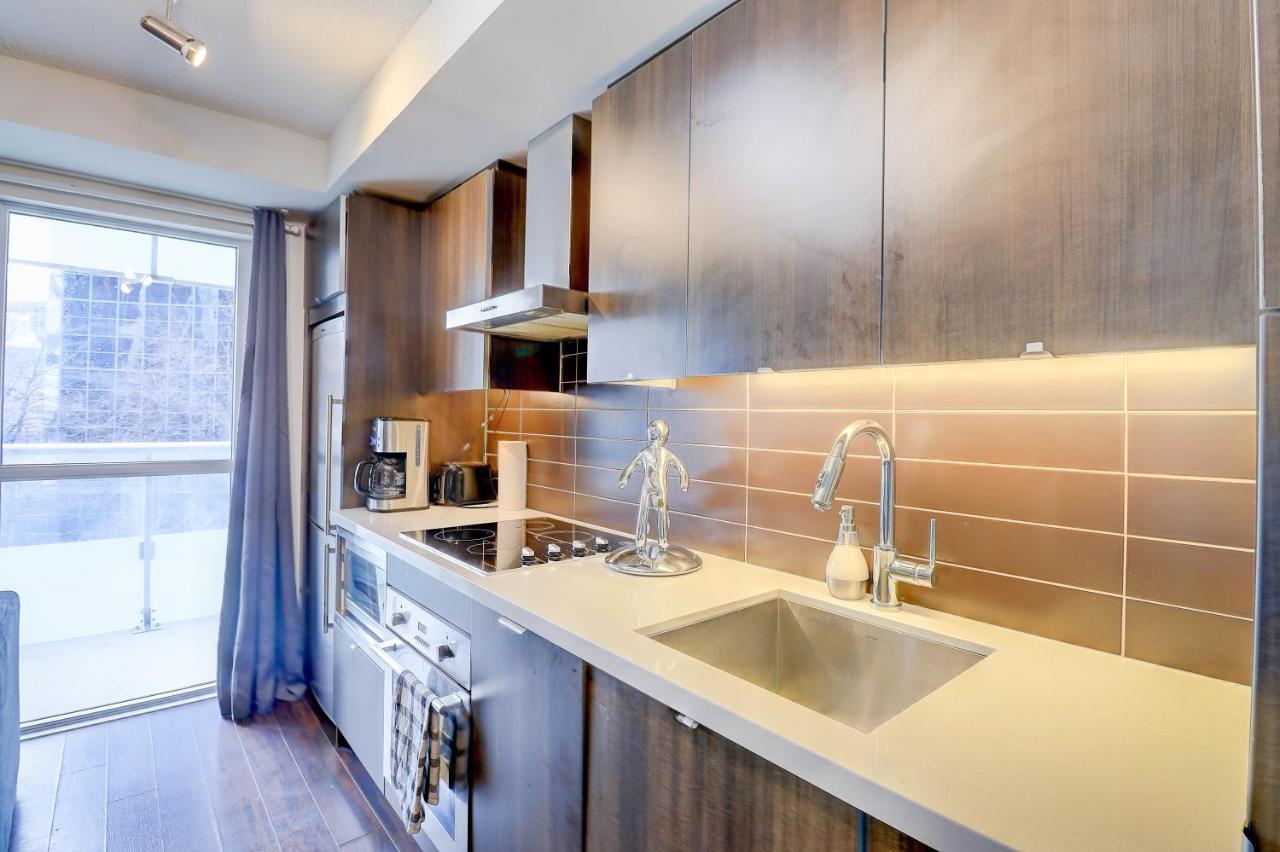 Planurstay Brillant 2Br & 2Bth - 300 Front Street West Toronto Bagian luar foto