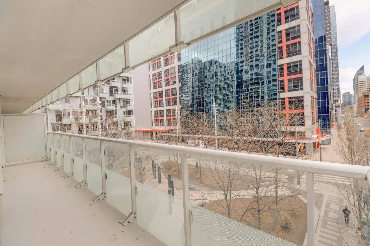 Planurstay Brillant 2Br & 2Bth - 300 Front Street West Toronto Bagian luar foto