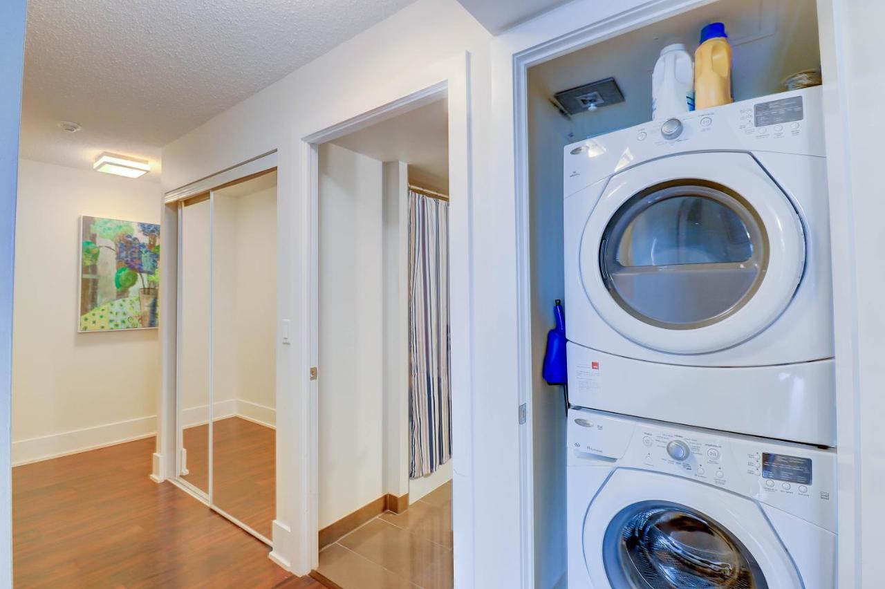Planurstay Brillant 2Br & 2Bth - 300 Front Street West Toronto Bagian luar foto